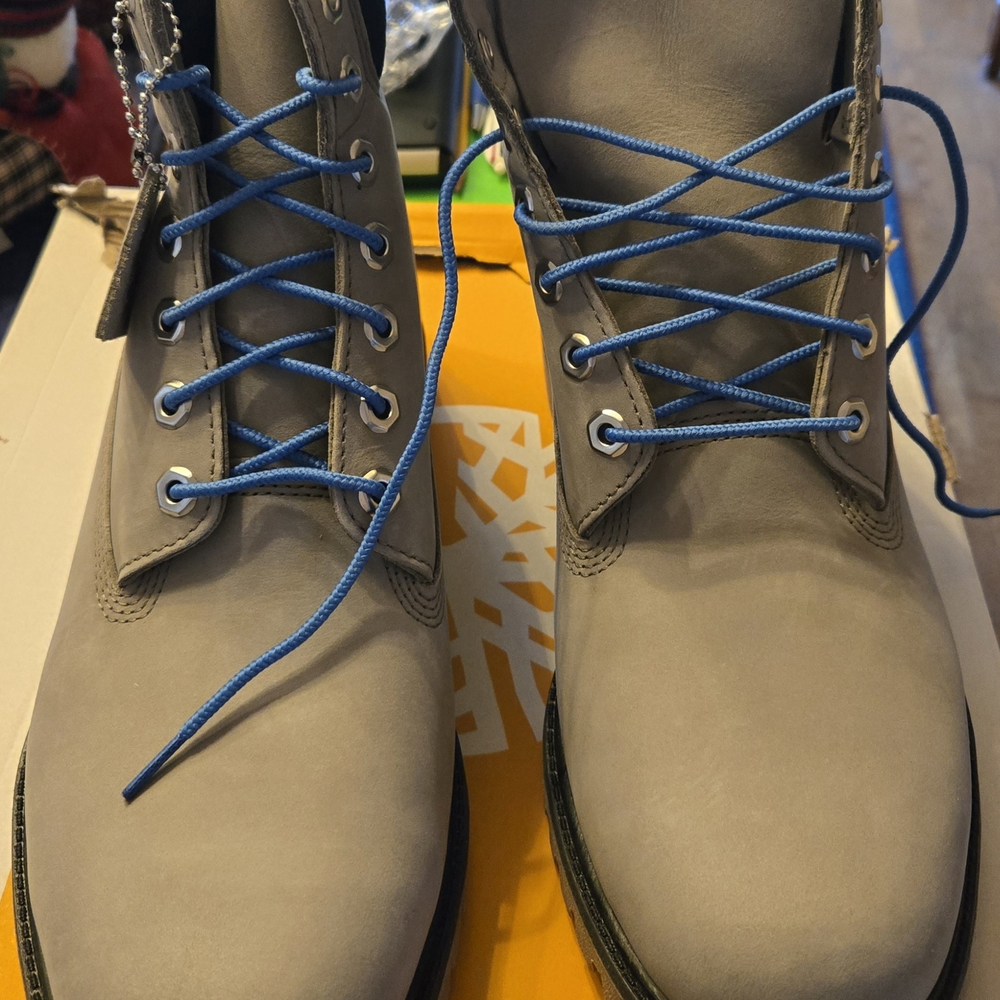 Men's Gray Boots with Blue Laces